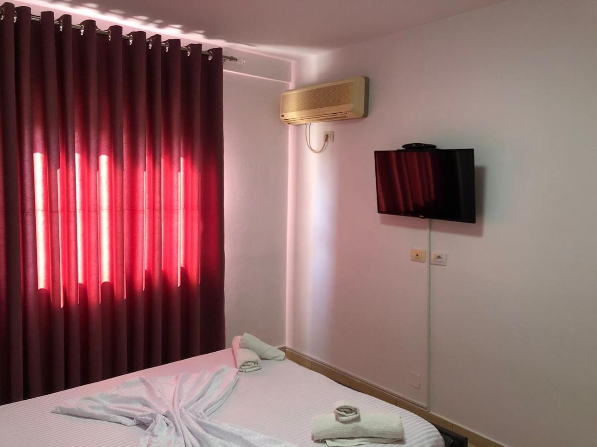 Sea La Vie- Apartment Sarandë エクステリア 写真